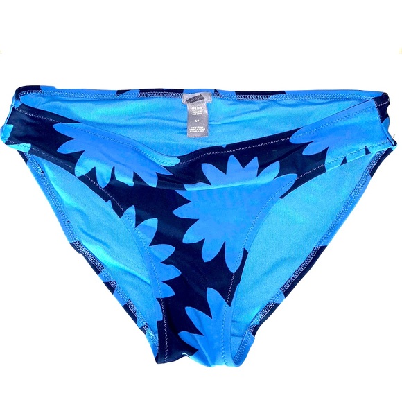 Bundle any “SALE 3 for $15”‼️ Aerie bikini bottoms ! - Picture 1 of 3